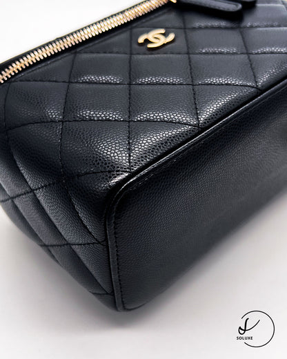 Long Vanity Case with Chain