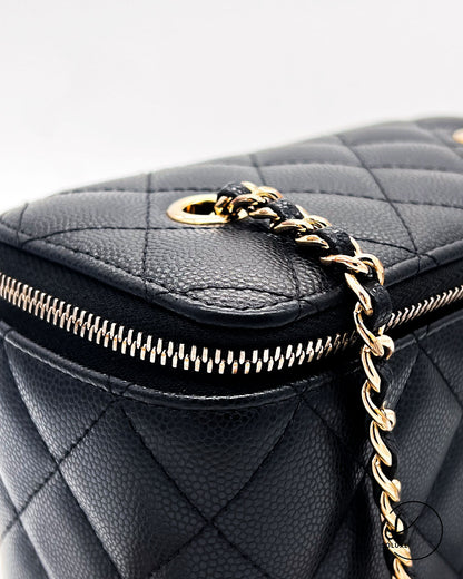 Long Vanity Case with Chain