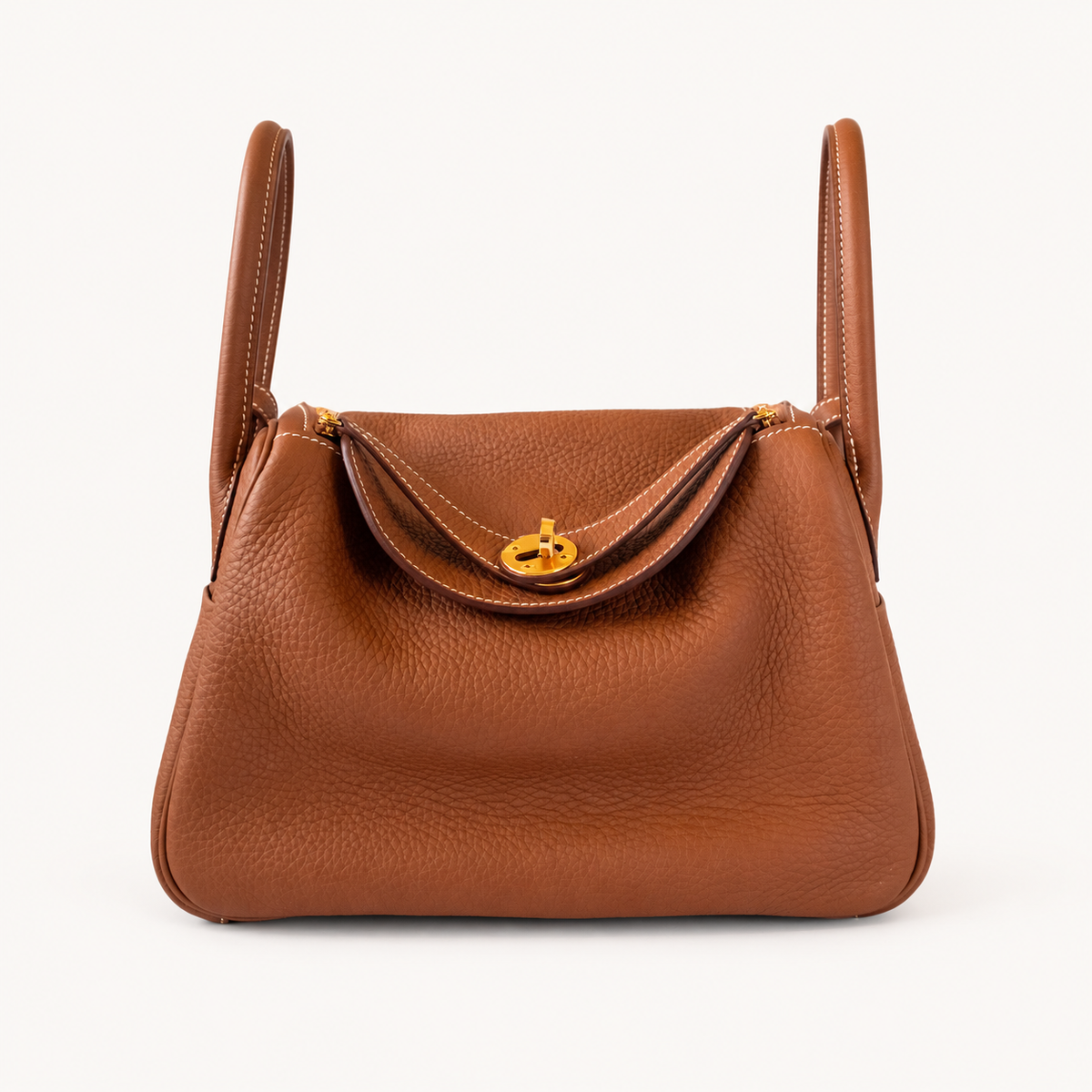 Hermès Lindy 26 Gold with gold hardware, front view